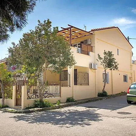 Entheos Center Kefalonia Hotel 4*